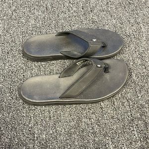 Nike flip flops
